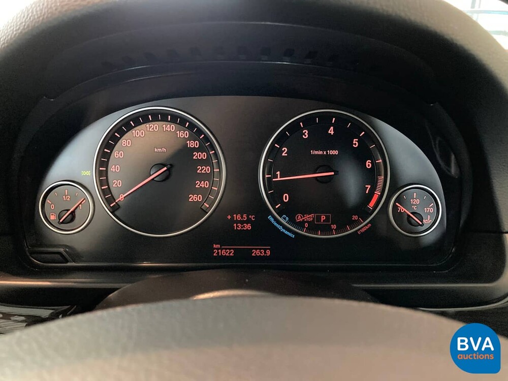 BMW 520i Luxury Sedan 184pk 21.000km! 5-Serie 2013