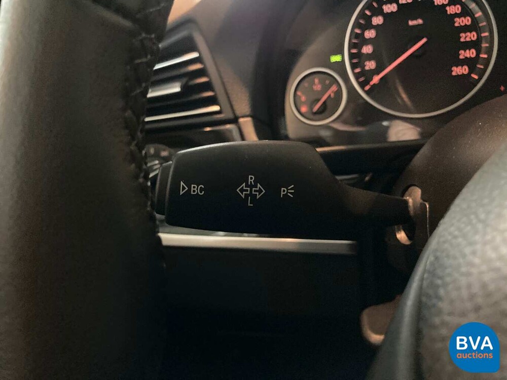 BMW 520i Luxury Sedan 184pk 21.000km! 5-Serie 2013