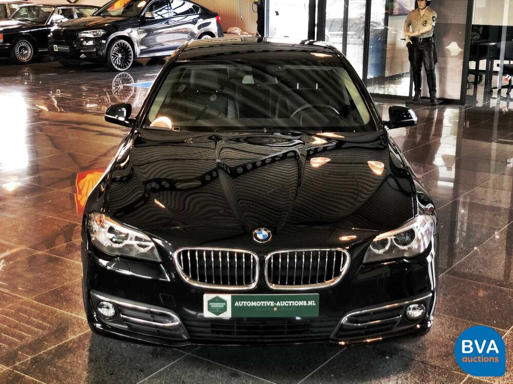 BMW 520i Luxury Sedan 184pk 21.000km! 5-Serie 2013