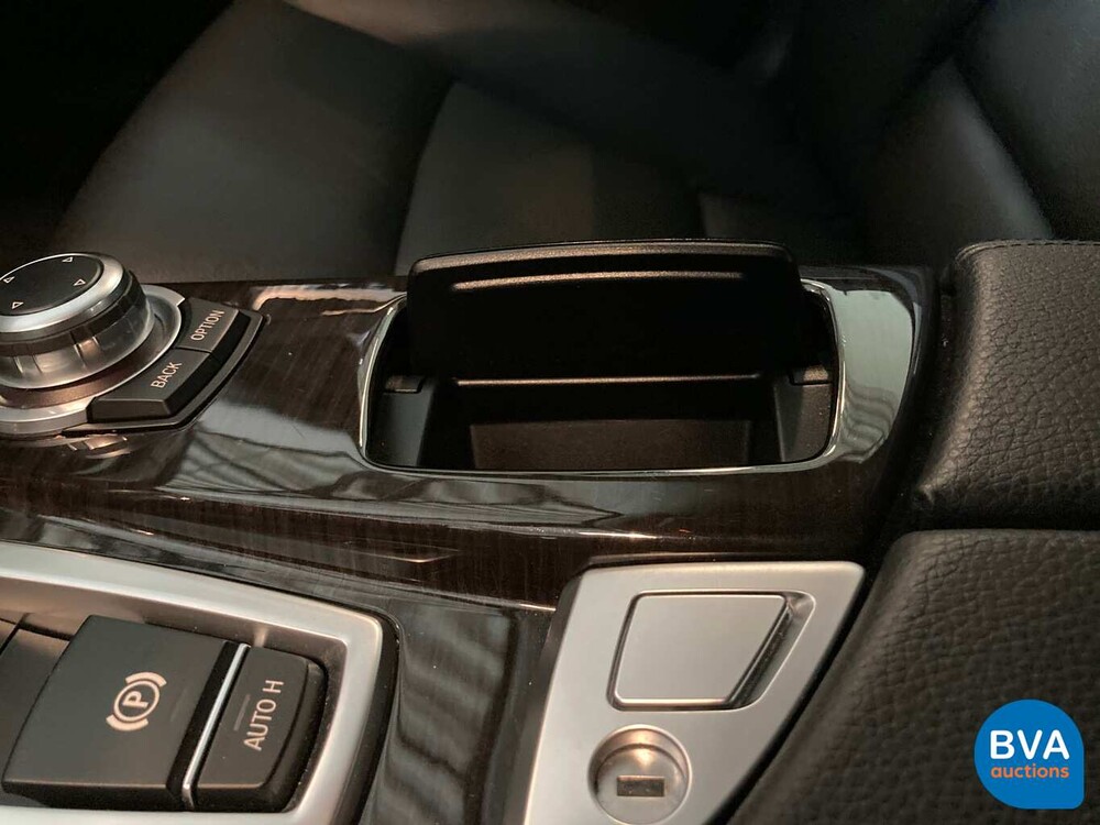 BMW 520i Luxury Sedan 184pk 21.000km! 5-Serie 2013