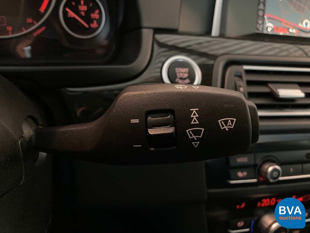 BMW 520i Luxury Sedan 184pk 21.000km! 5-Serie 2013