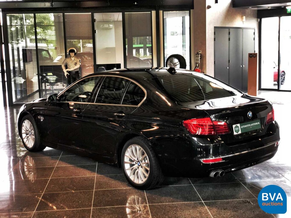 BMW 520i Luxury Sedan 184pk 21.000km! 5-Serie 2013