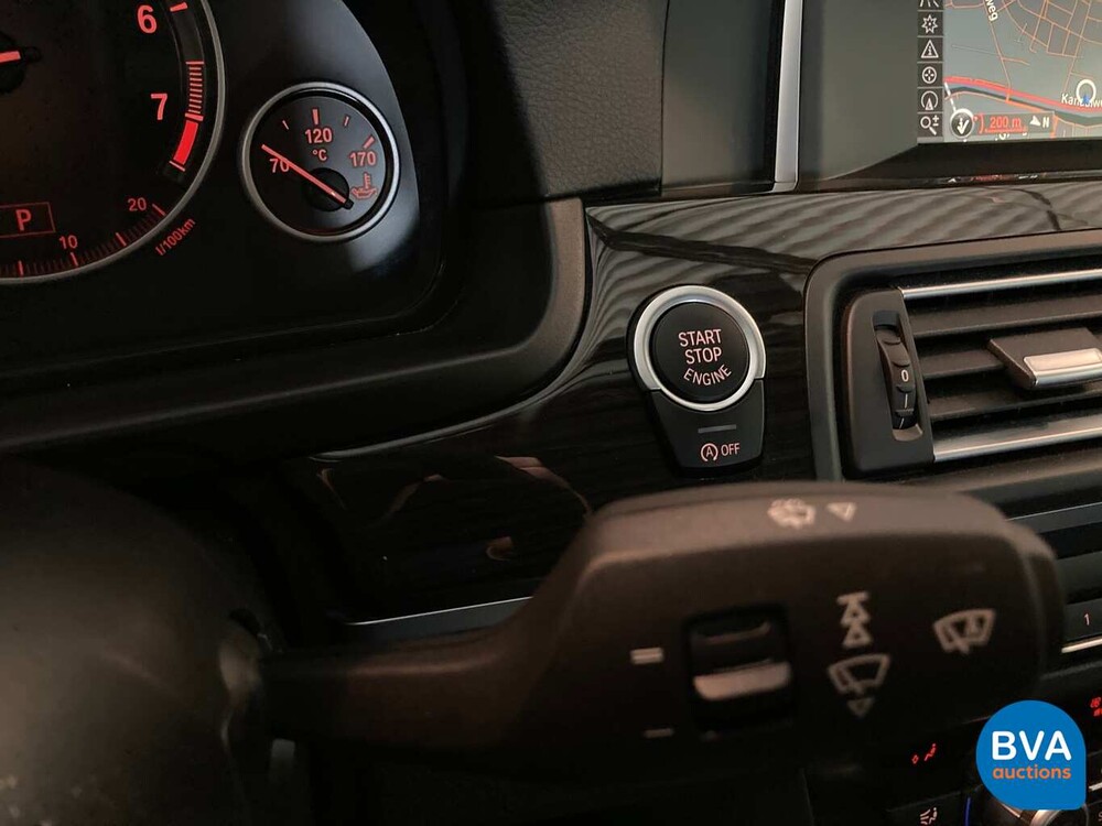 BMW 520i Luxury Sedan 184pk 21.000km! 5-Serie 2013