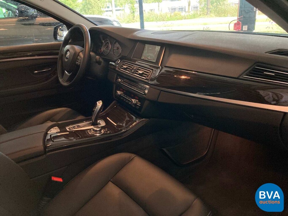 BMW 520i Luxury Sedan 184pk 21.000km! 5-Serie 2013
