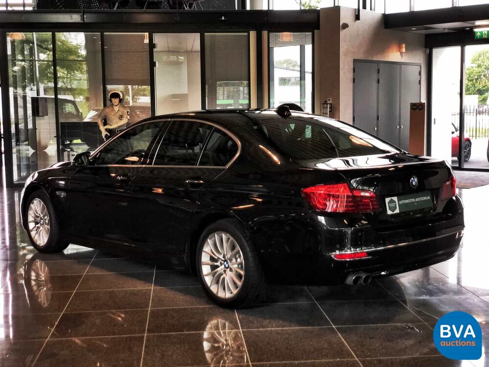 BMW 520i Luxury Sedan 184pk 21.000km! 5-Serie 2013