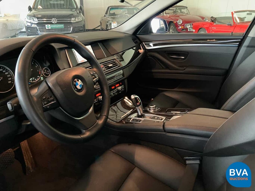 BMW 520i Luxury Sedan 184pk 21.000km! 5-Serie 2013