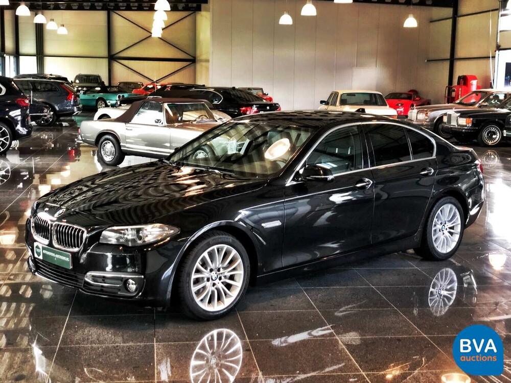 BMW 520i Luxury Sedan 184pk 21.000km! 5-Serie 2013