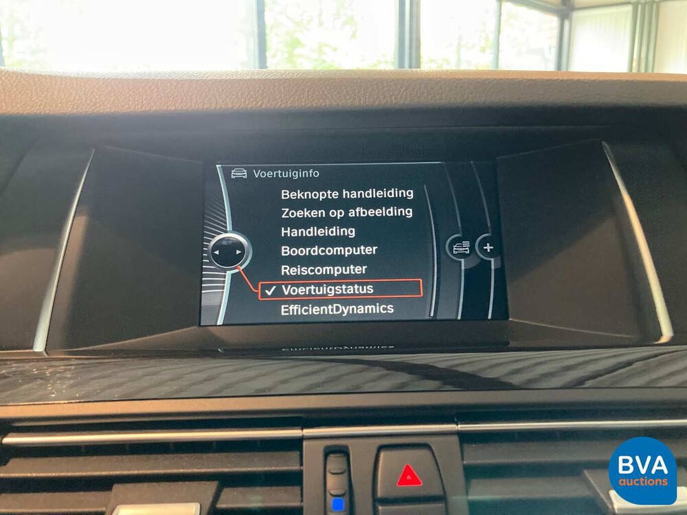 BMW 520i Luxury Sedan 184pk 12.000km! 5-Serie 2013