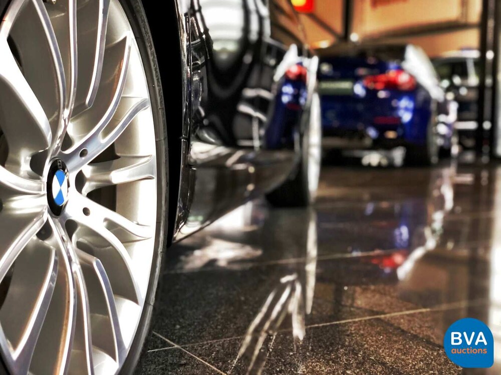 BMW 520i Luxury Sedan 184pk 12.000km! 5-Serie 2013