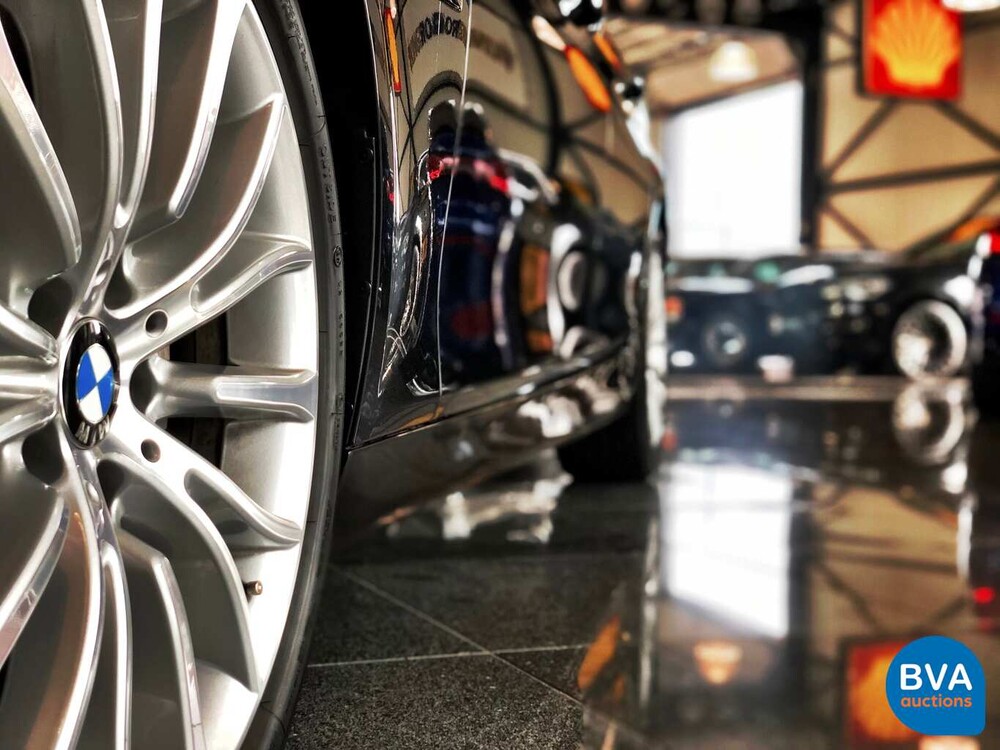 BMW 520i Luxury Sedan 184pk 12.000km! 5-Serie 2013