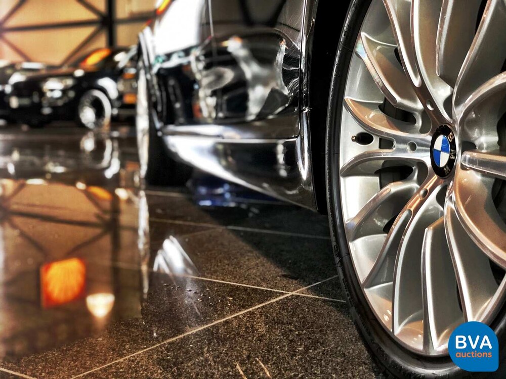 BMW 520i Luxury Sedan 184pk 12.000km! 5-Serie 2013