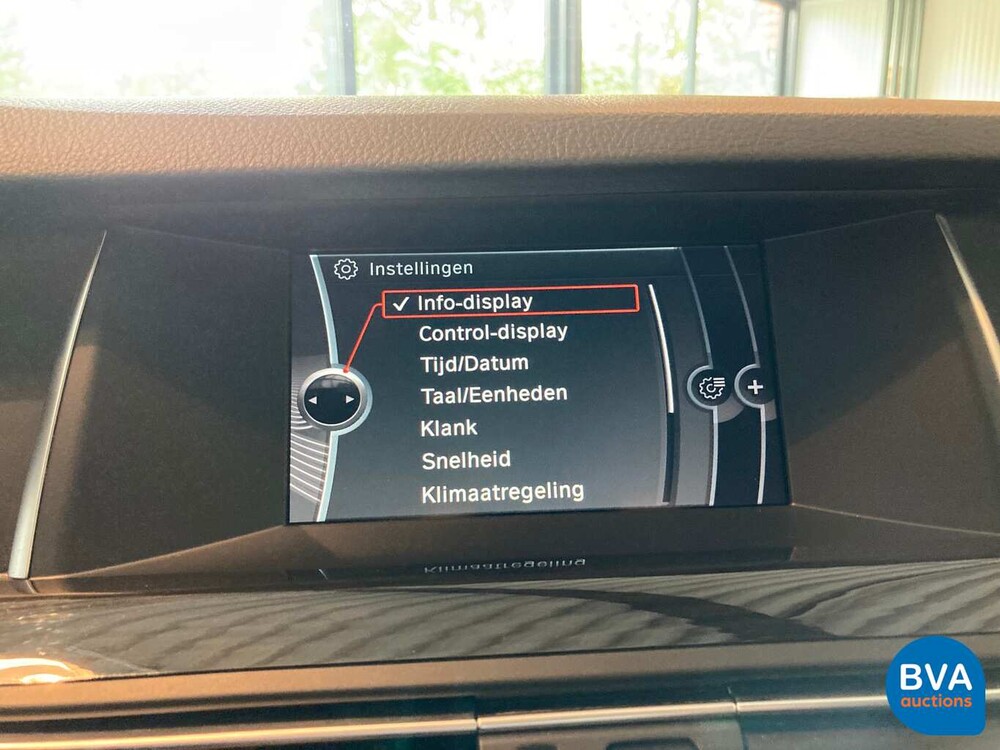 BMW 520i Luxury Sedan 184pk 12.000km! 5-Serie 2013