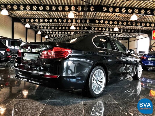 BMW 520i Luxury Sedan 184hp 12.000km! 5 Series 2013.
