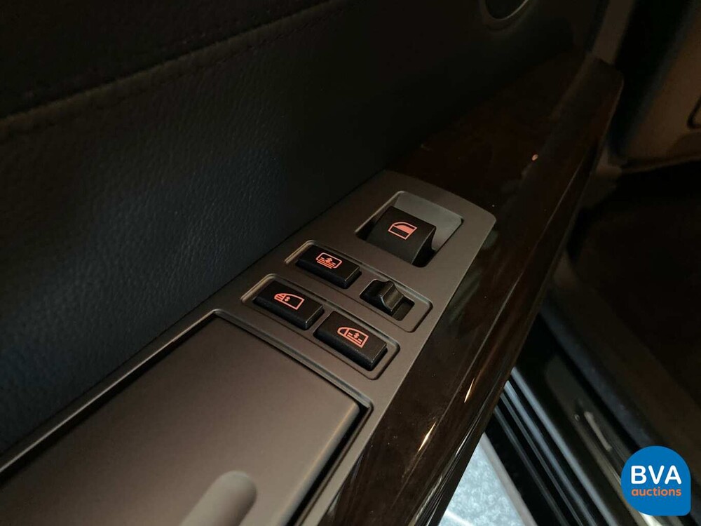 BMW 740iL V8 306pk E65 7-Serie 2006
