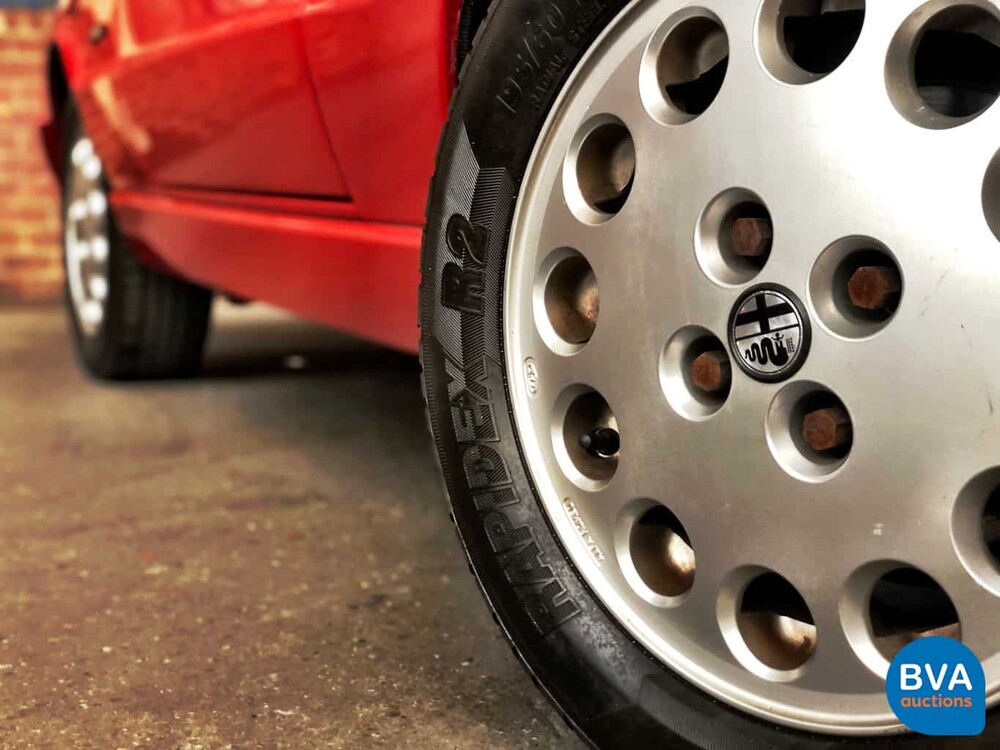 Alfa Romeo Spider 2.0 117 PS Original Dutch 1991, YZ-30-YF.