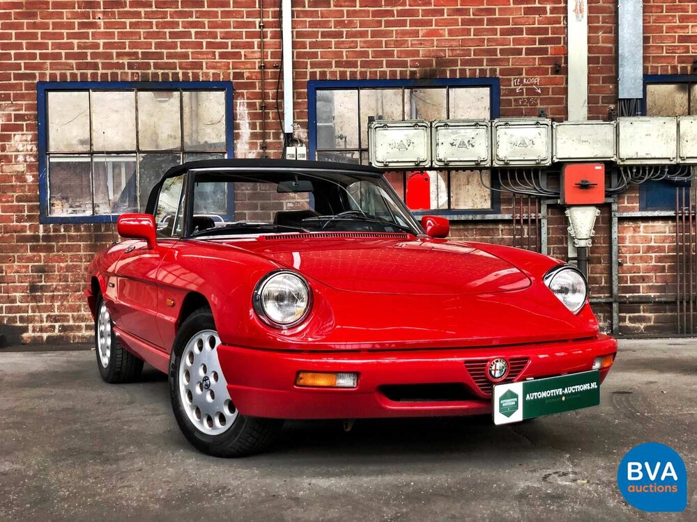 Alfa Romeo Spider 2.0 117 PS Original Dutch 1991, YZ-30-YF.