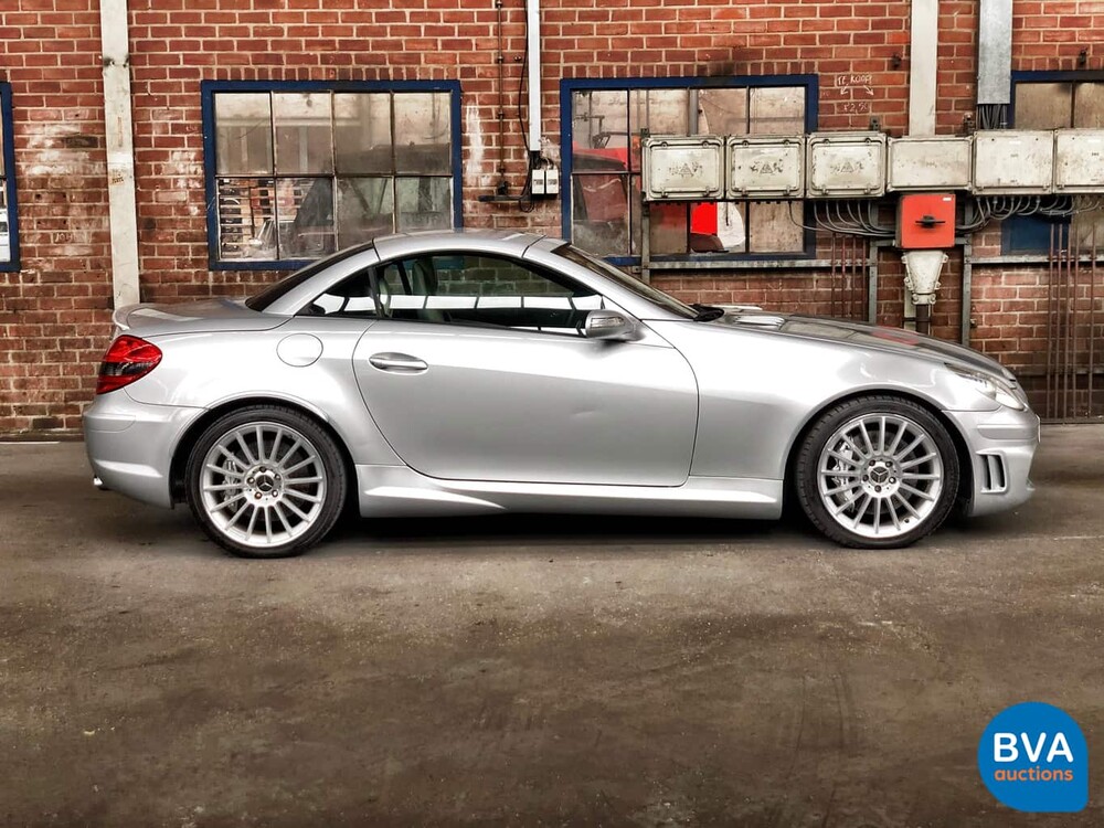 Mercedes-Benz SLK55 AMG Roadster 7G-Tronic 5.5 V8 360 PS Cabriolet 2007.