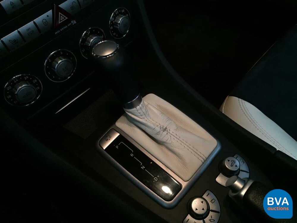 Mercedes-Benz SLK55 AMG Roadster 7G-Tronic 5.5 V8 360 PS Cabriolet 2007.