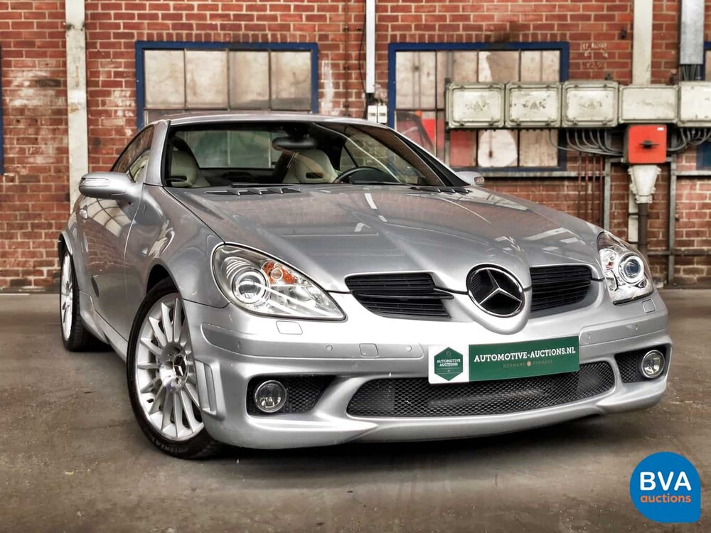 Mercedes-Benz SLK55 AMG Roadster 7G-Tronic 5.5 V8 360 PS Cabriolet 2007.
