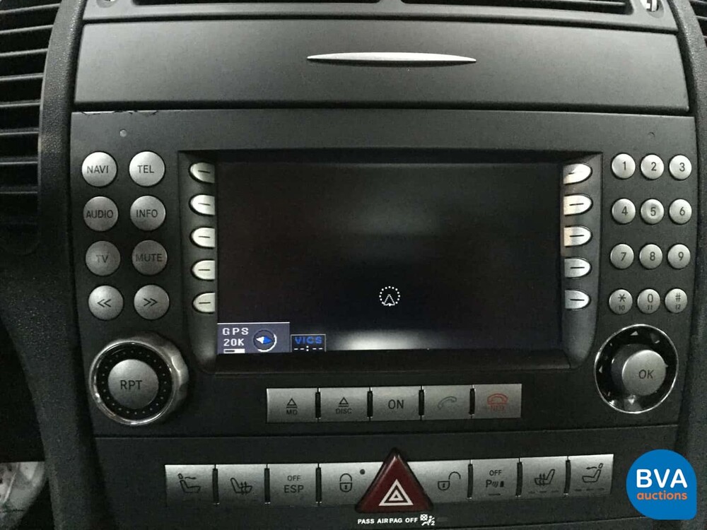 Mercedes-Benz SLK55 AMG Roadster 7G-Tronic 5.5 V8 360 PS Cabriolet 2007.