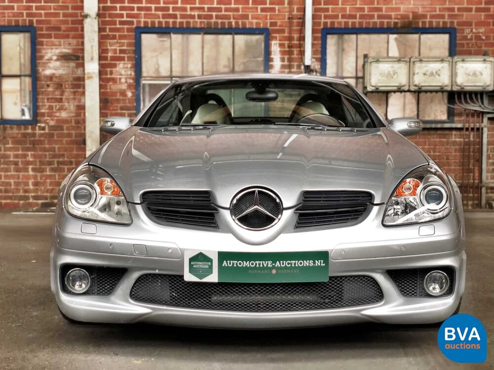 Mercedes-Benz SLK55 AMG Roadster 7G-Tronic 5.5 V8 360 PS Cabriolet 2007.
