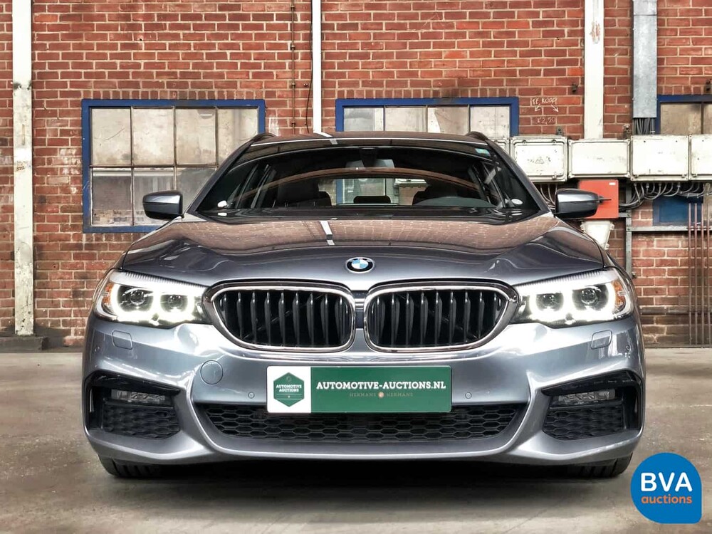 BMW 520i Touring M-Sport Garantie 184 PS 5er 2019, G-054-TT.