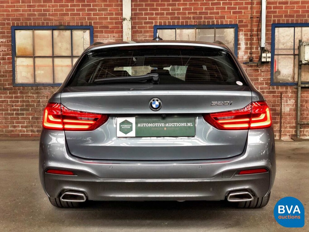 BMW 520i Touring M-Sport Garantie 184 PS 5er 2019, G-054-TT.