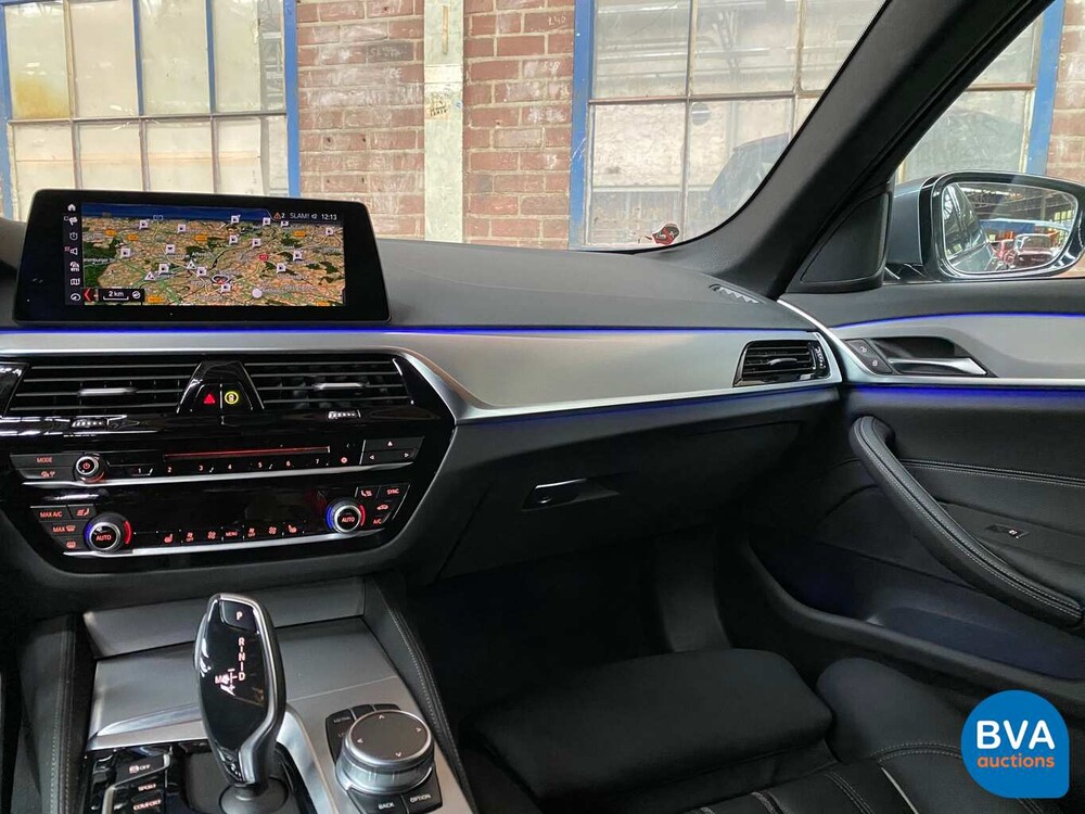 BMW 520i Touring M-Sport Garantie 184 PS 5er 2019, G-054-TT.