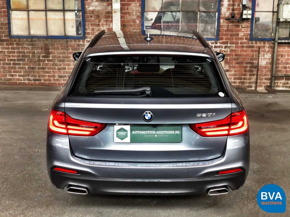 BMW 520i Touring M-Sport Garantie 184 PS 5er 2019, G-054-TT.