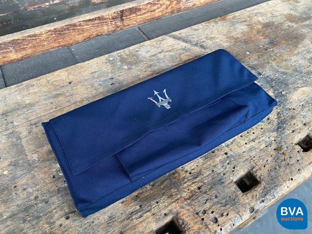 Maserati Quattroporte 4.2 V8 400 PS ZF Automatik 2007, J-377-PP.