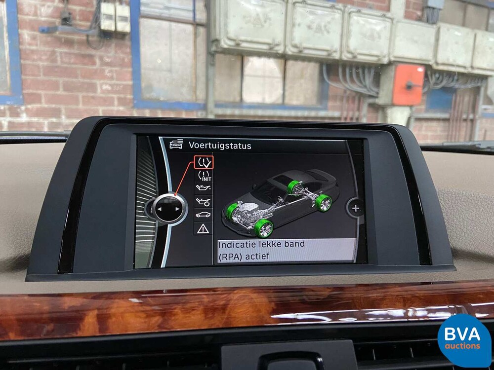 BMW Alpina B3 Bi-Turbo Limousine F30 xDrive Akrapovic 409 PS 2013, niederländisches Kennzeichen.