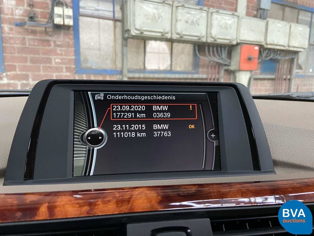 BMW Alpina B3 Bi-Turbo Limousine F30 xDrive Akrapovic 409 PS 2013, niederländisches Kennzeichen.