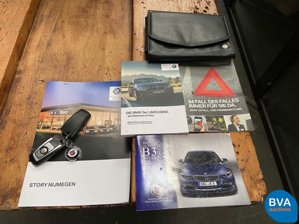 BMW Alpina B3 Bi-Turbo Limousine F30 xDrive Akrapovic 409 PS 2013, niederländisches Kennzeichen.