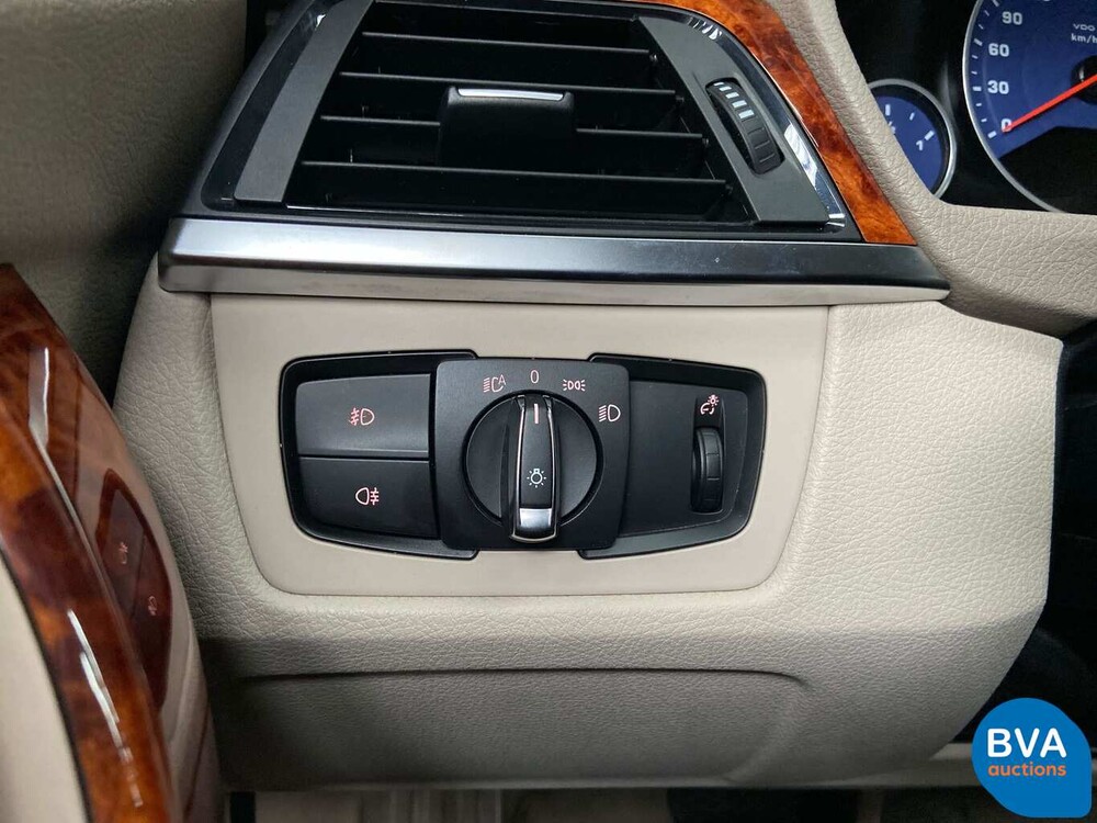 BMW Alpina B3 Bi-Turbo Limousine F30 xDrive Akrapovic 409 PS 2013, niederländisches Kennzeichen.