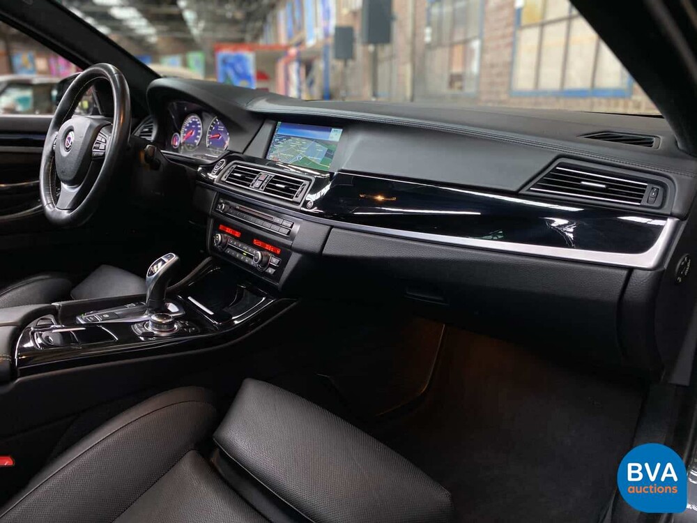 BMW Alpina B5 Bi-Turbo Touring 507 PS / 700 Nm 2011, niederländisches Kennzeichen.