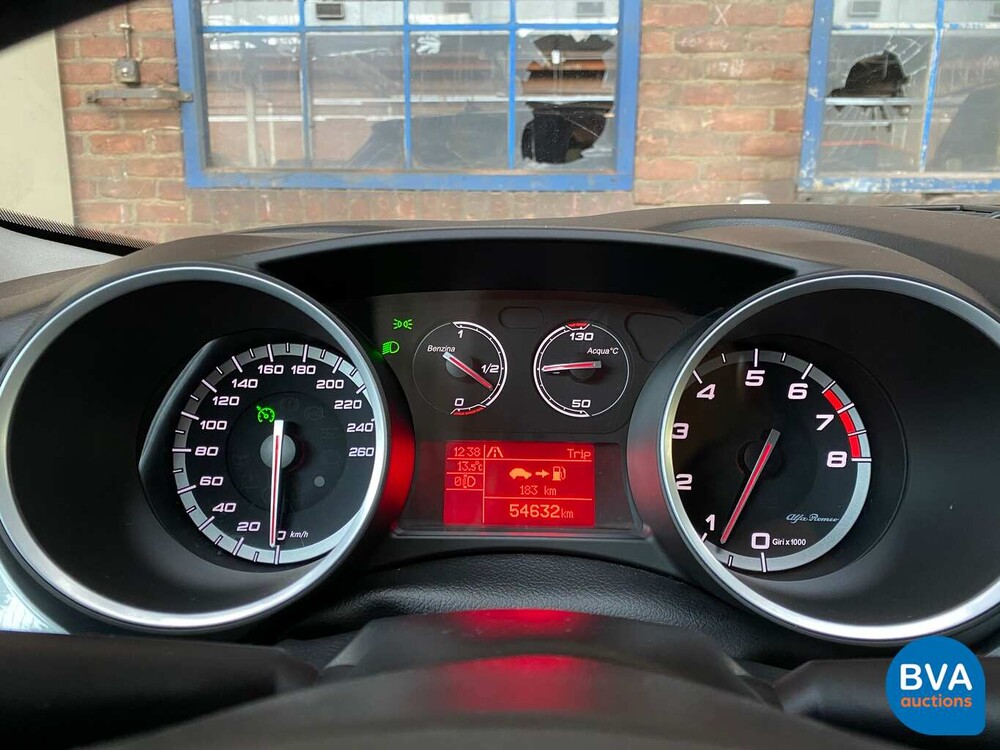 Alfa Romeo Giulietta 1.4 T Distinctive 170 PS 2013, J-745-NG.
