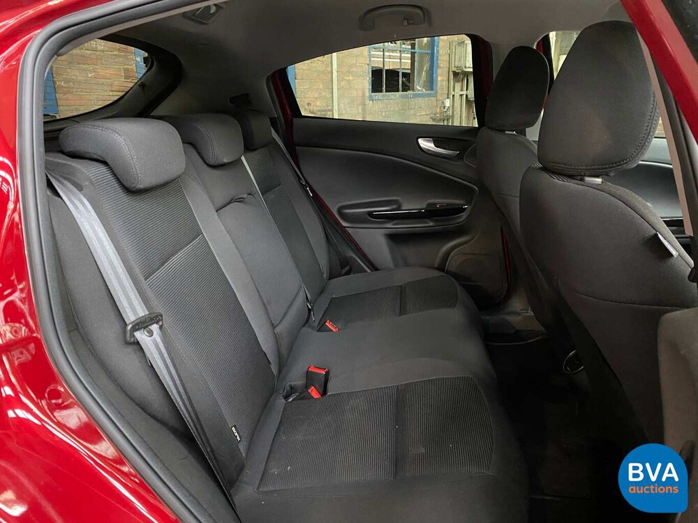 Alfa Romeo Giulietta 1.4 T Distinctive 170 PS 2013, J-745-NG.