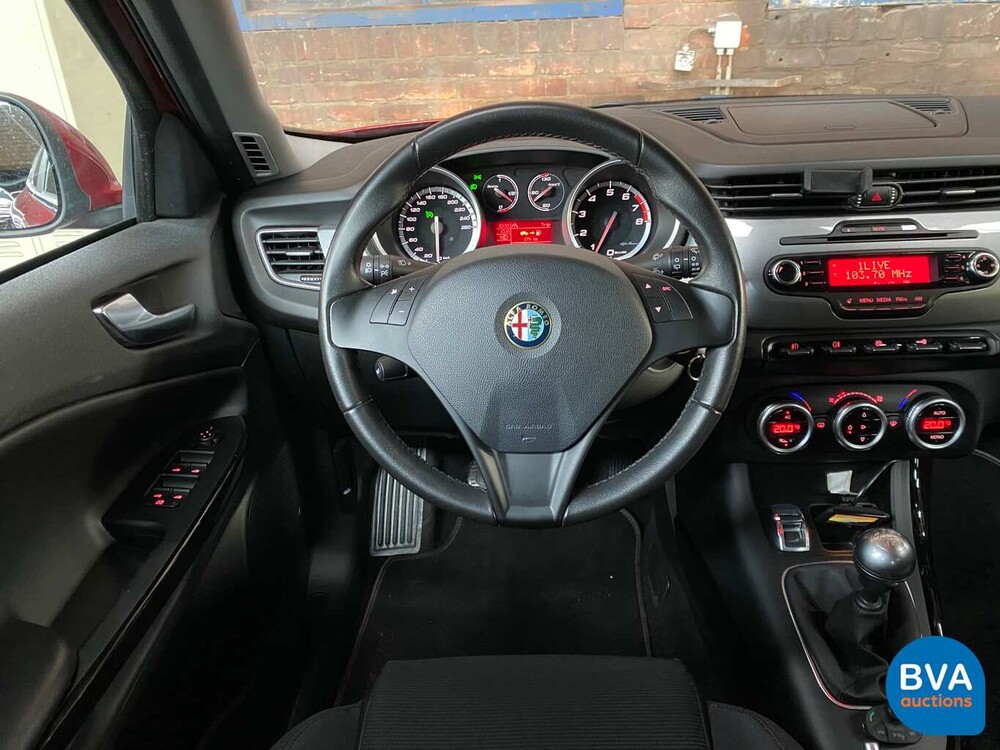 Alfa Romeo Giulietta 1.4 T Distinctive 170 PS 2013, J-745-NG.