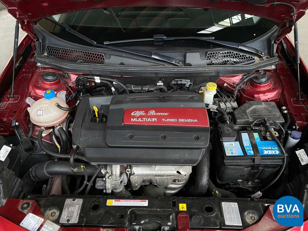 Alfa Romeo Giulietta 1.4 T Distinctive 170 PS 2013, J-745-NG.