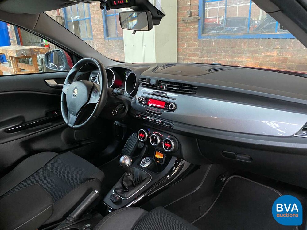 Alfa Romeo Giulietta 1.4 T Distinctive 170 PS 2013, J-745-NG.