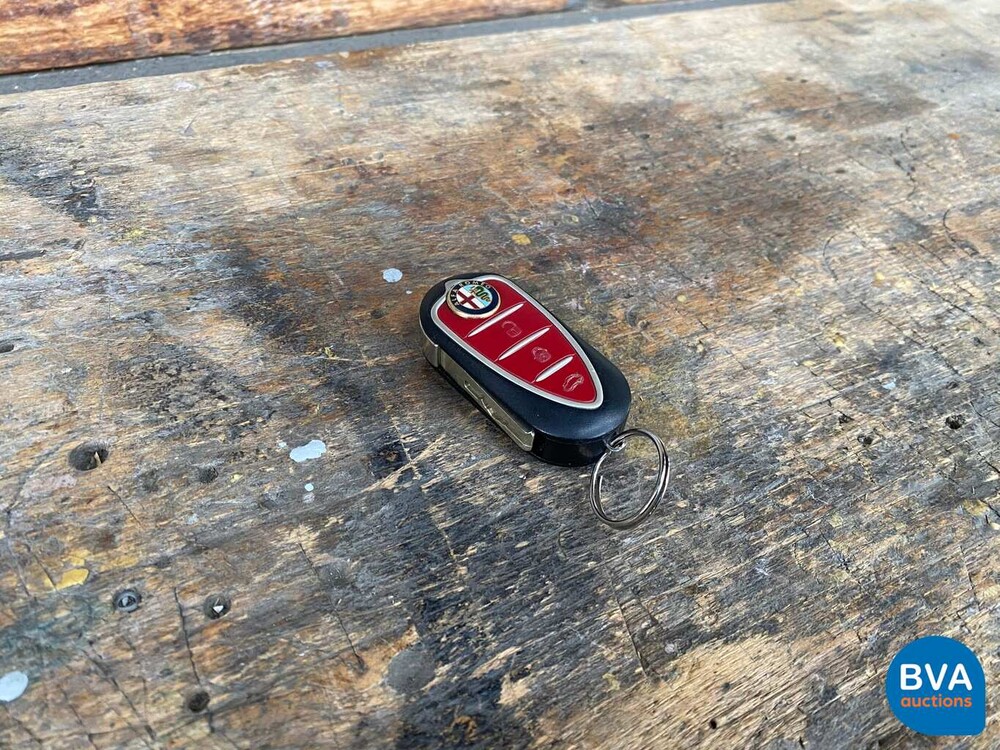 Alfa Romeo Giulietta 1.4 T Distinctive 170 PS 2013, J-745-NG.