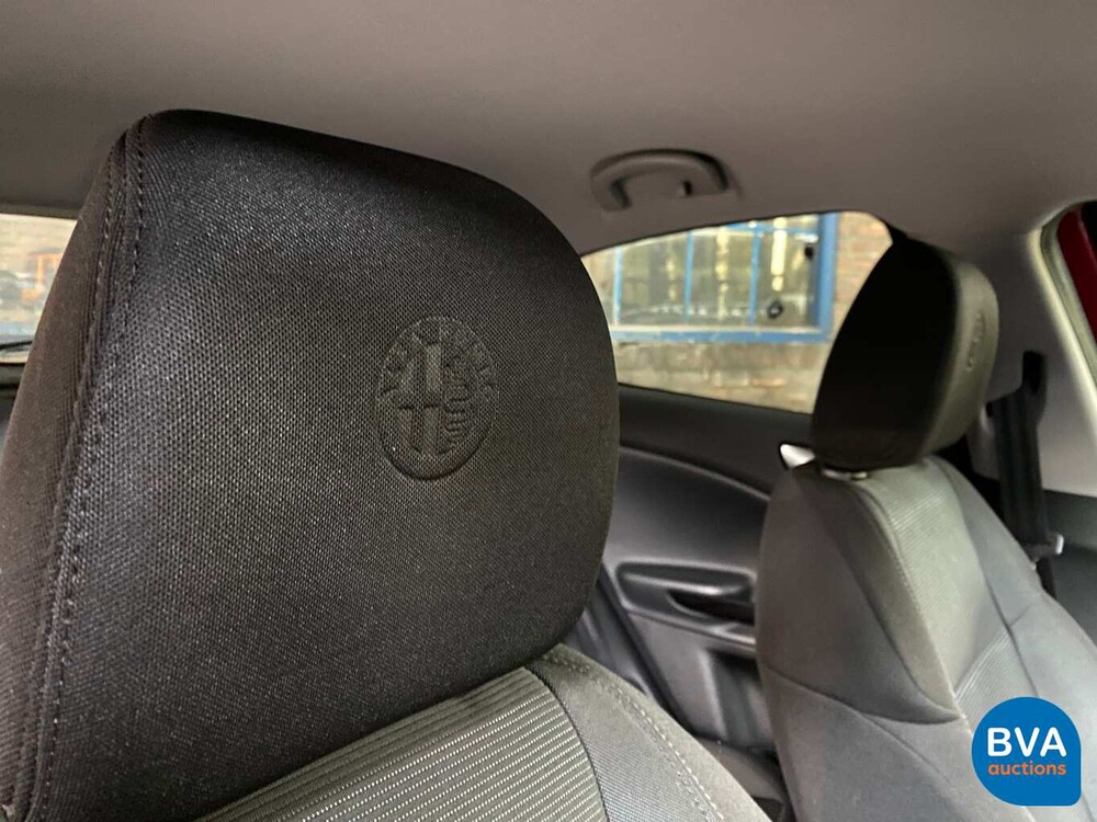 Alfa Romeo Giulietta 1.4 T Distinctive 170 PS 2013, J-745-NG.