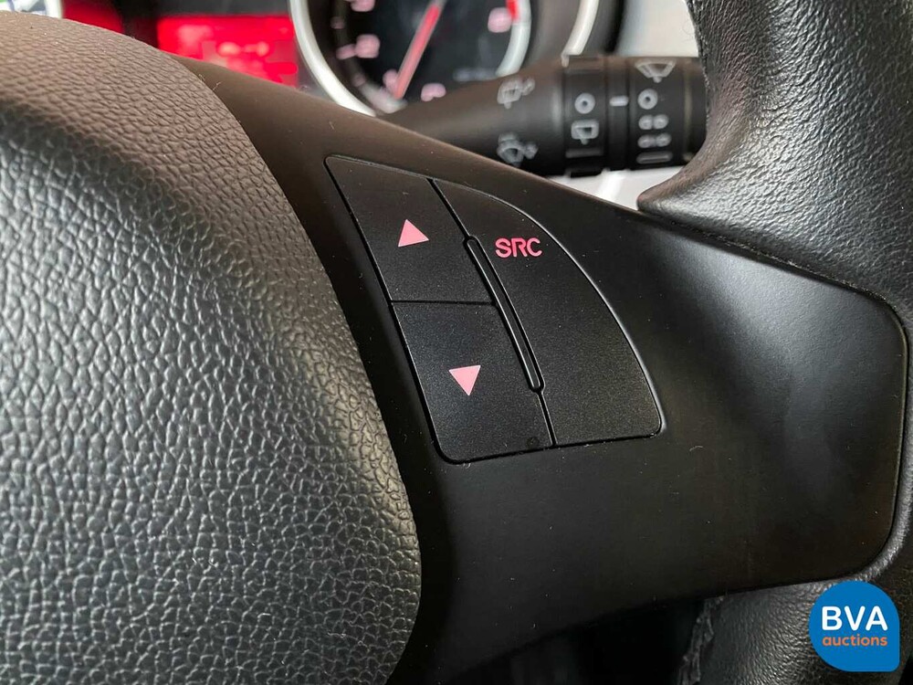 Alfa Romeo Giulietta 1.4 T Distinctive 170 PS 2013, J-745-NG.