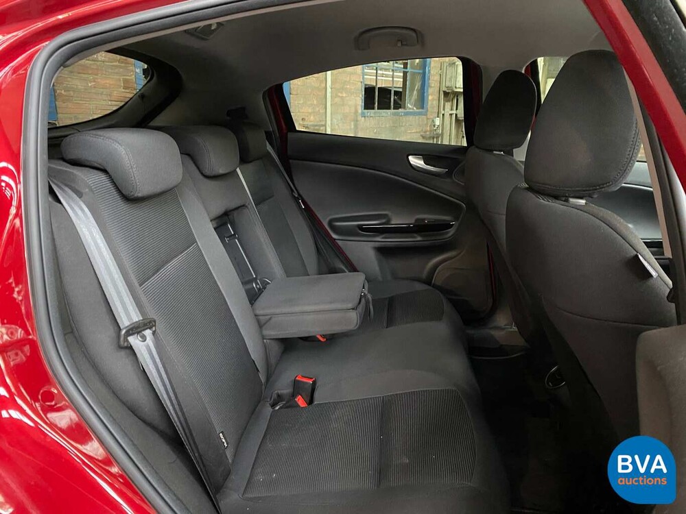 Alfa Romeo Giulietta 1.4 T Distinctive 170 PS 2013, J-745-NG.