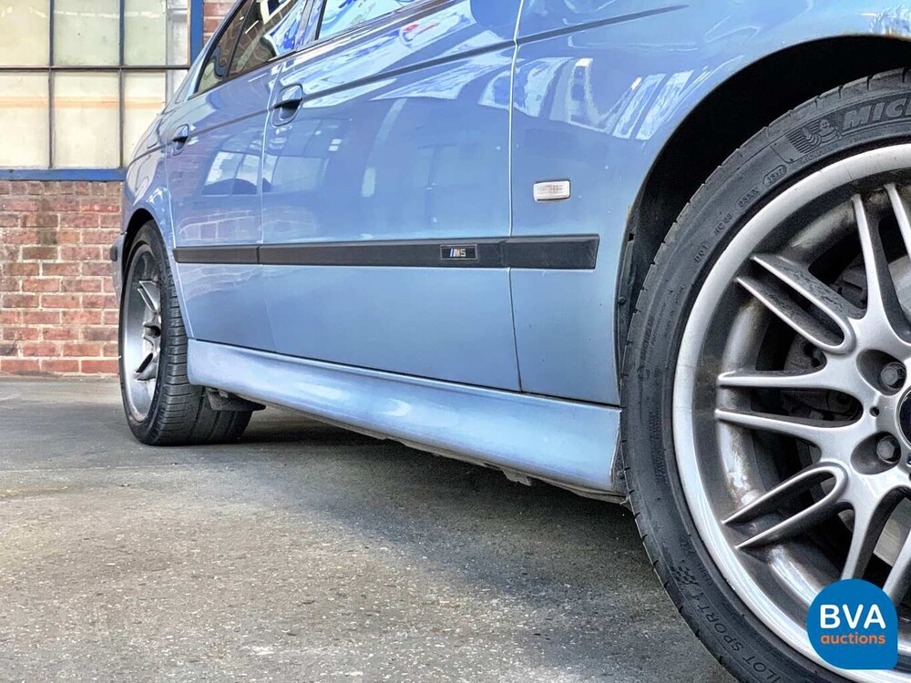 BMW M5 E39 Limousine 400 PS 5er 2000 -Original Dutch-, 99-DZ-VZ.