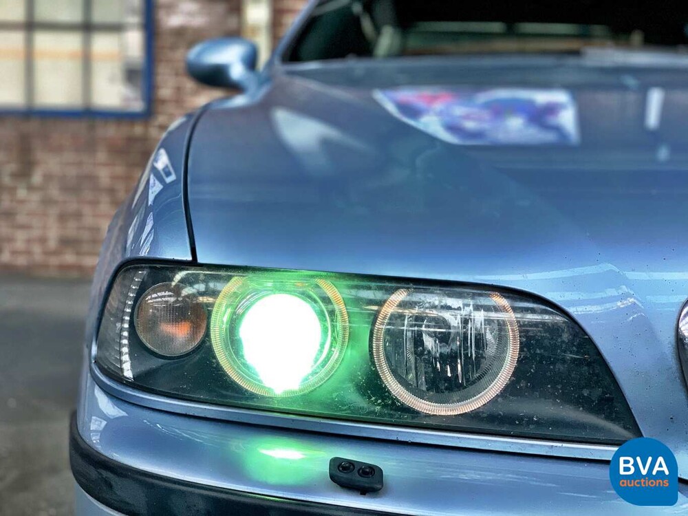 BMW M5 E39 Limousine 400 PS 5er 2000 -Original Dutch-, 99-DZ-VZ.