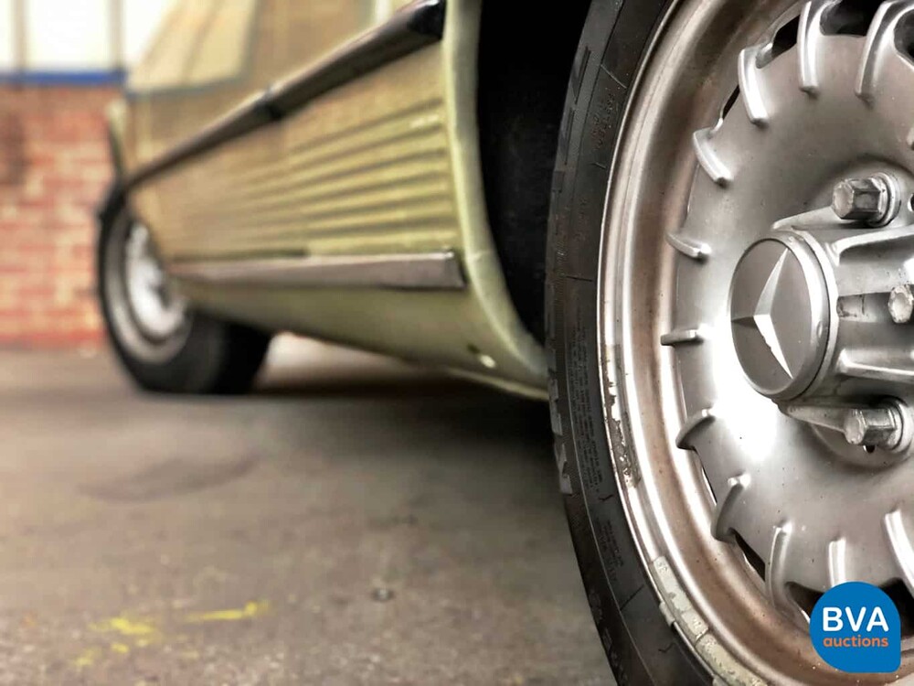 Mercedes-Benz 350SLC SL-Klasse 1972, DR-36-81.