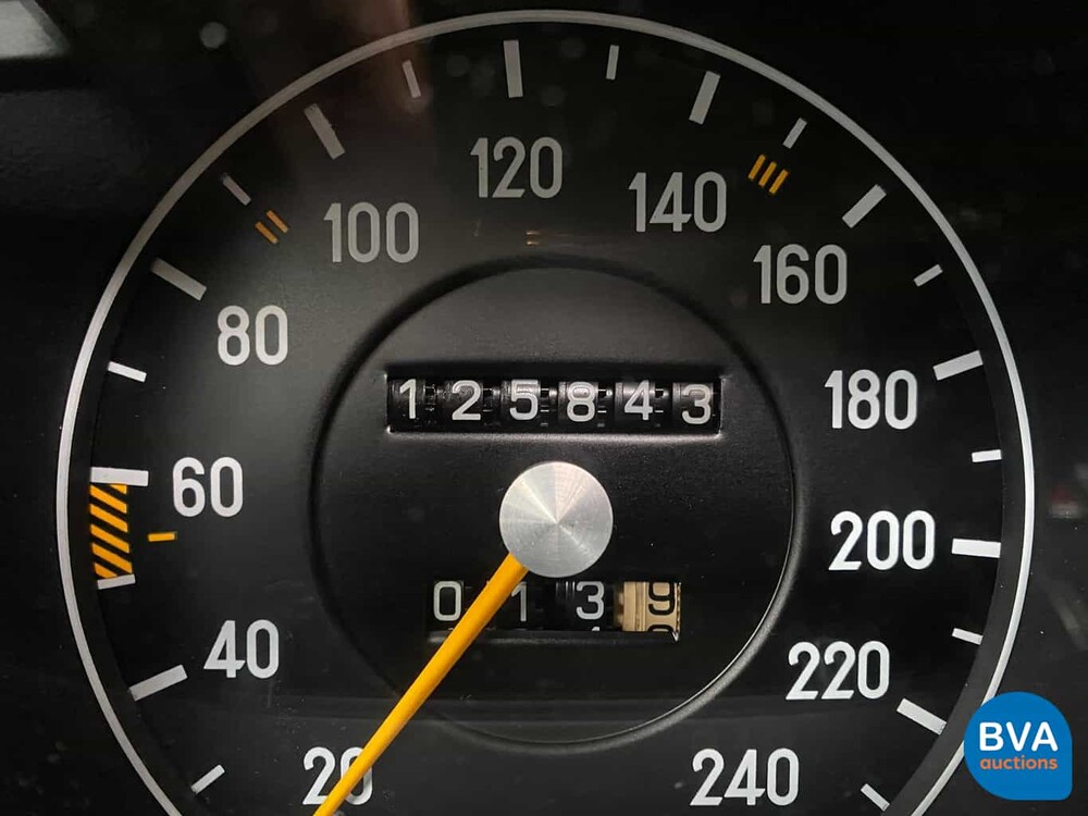 Mercedes-Benz 350SLC SL-Klasse 1972, DR-36-81.