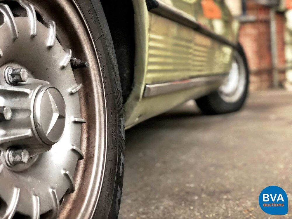 Mercedes-Benz 350SLC SL-Klasse 1972, DR-36-81.