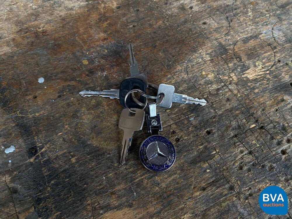 Mercedes-Benz 350SLC SL-Klasse 1972, DR-36-81.